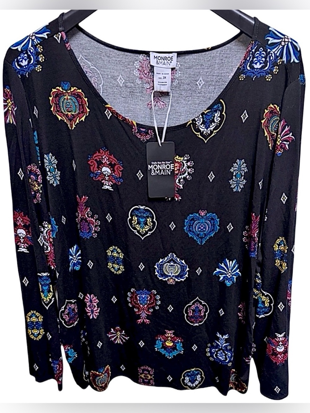 Monroe & Main Black Damask-Inspired Jewel Ornamental Motifs LS Knit Top 3X NWT